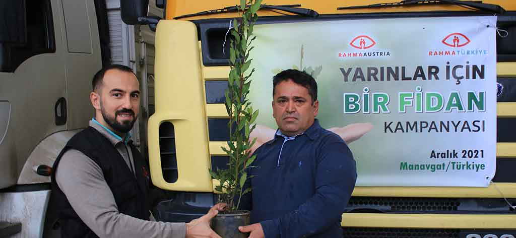 Rahma Austria distributed and planted 25,000 saplings in the Manavgat district of Antalya